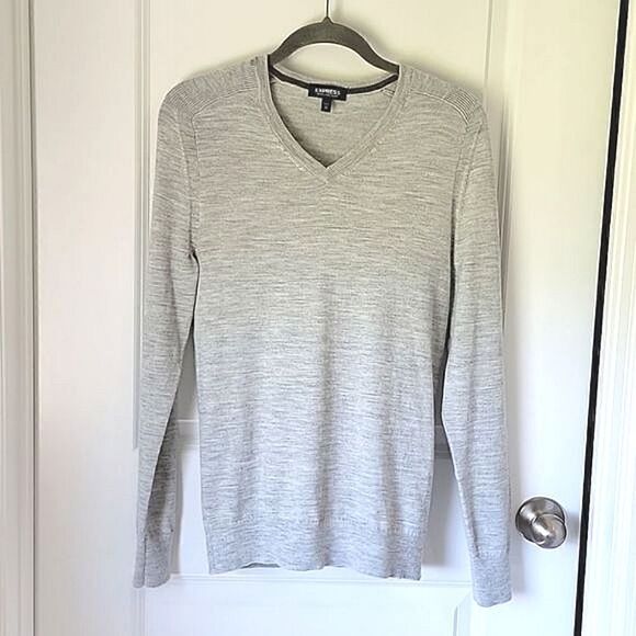 Express Merino Wool Blend Light Heather Gray Long Sleeve Sweater - Size XS - Picture 1 of 14
